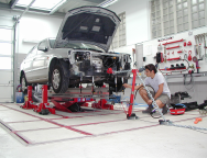 Freie Werkstatt  84489 Burghausen: Mayrhofer GmbH & Co. KG Lackier- & Karosseriefachbetr.